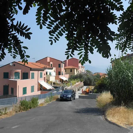 La Casa Del Montale