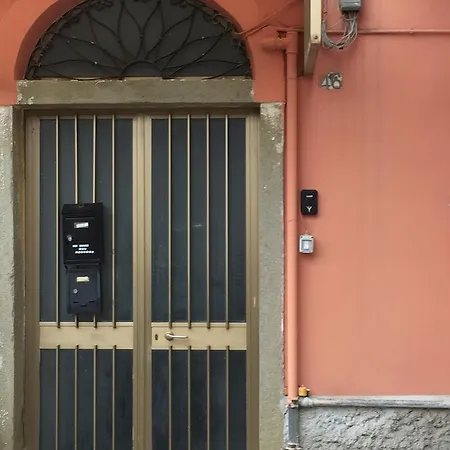 La Casa Del Montale
